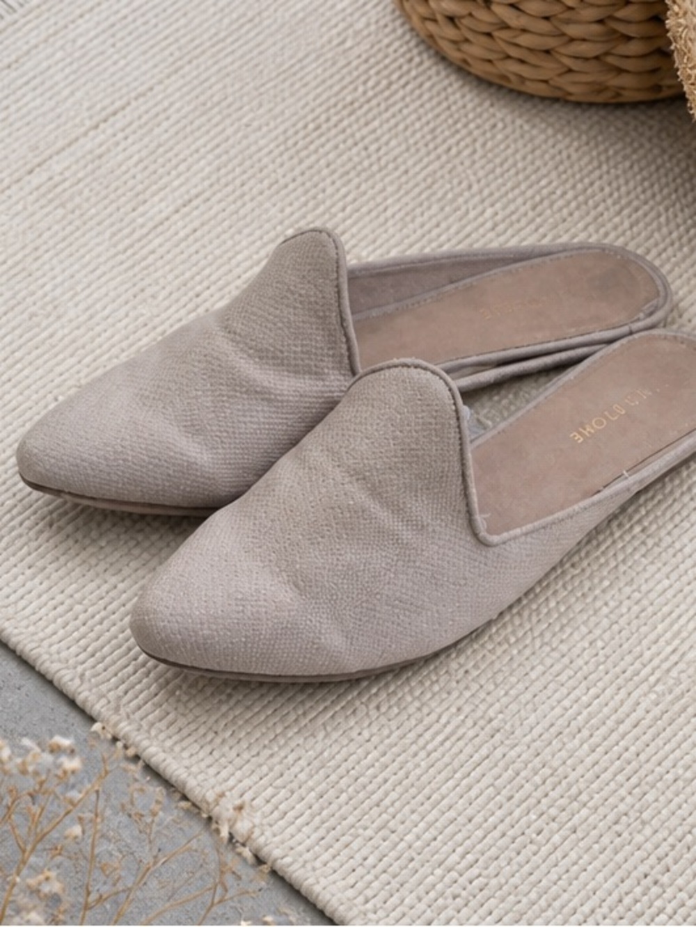 Sun + Stone Nude Pointed-Toe Flats | Size 10 | Neutral Everyday Slip-On Mules